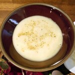 ラ プランシュ - スーパー贅沢ワンプレートのバーニャカウダーのソース