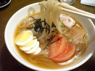 Akiyoshi - 冷麺のアップ