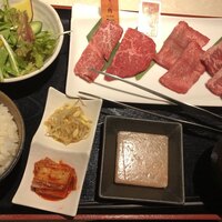 牛の達人　Private 西新宿店 - 