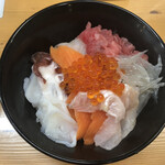 塩釜仲卸市場 マイ海鮮丼コーナー - 