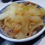 吉野家 - 牛丼(並)352円、ねぎだく102円(税別)