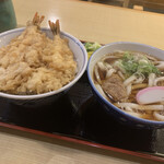 春乃屋 - 天丼とうどん