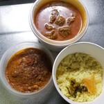 SPICY CURRY 魯珈 - ラムカレーとチキンカレー