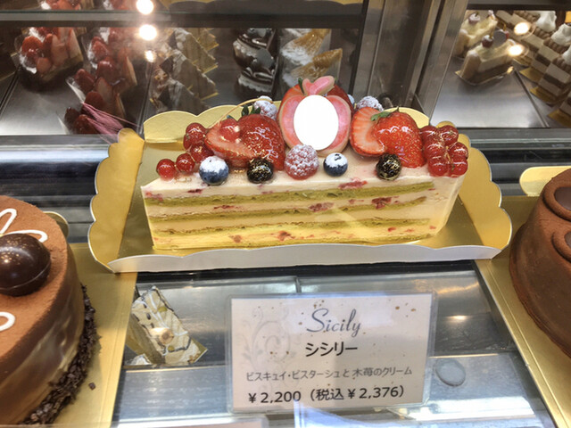 Patisserie Endo パティスリー エンドウ 酒々井 ケーキ 食べログ