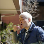 トゥ・ラ・ジョア - 