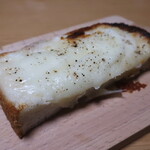杜のパン屋 - 焼チーズパン
