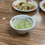 Gyouza No Oushou - 天津炒飯 580円 (スープ)