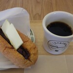 リエゾン ライブラリー＆カフェ - 本日のコーヒー＆あんバターサンド