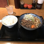 彩鶏食堂 - 肉盛りうどん