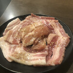 元氣七輪焼肉 牛繁 - 