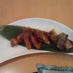 京都 銀ゆば - 鶏肉のケチャップ味の山賊焼き
            