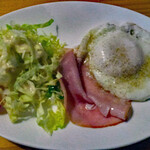 居酒屋 ぱれっと - 目玉焼き