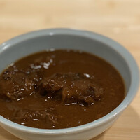 津の守坂 小柴 - A5和牛江戸味噌煮　2,000円
