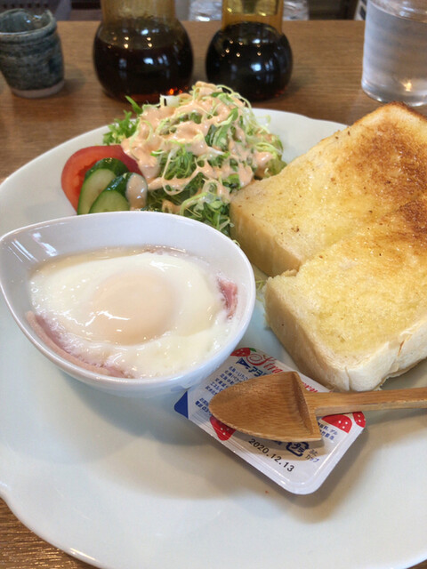 栞（シオリ） - 厨川（喫茶店）の写真