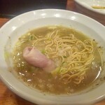 麺処 にぼし香 - スープに合わせます
