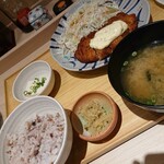 Yayoi Ken - チキン南蛮定食(もち麦)