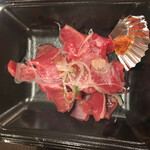 竹やぶ - ずり刺し
      ラップ外して撮ってねぇ…