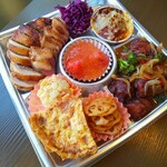 メロンズ テイル - パーティー用オードブル盛り。