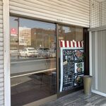 ローストポーク専門店マルコ - 外観　オープン前