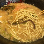 ラーメン龍の家 - 投入！