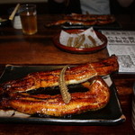 石橋うなぎ店 - 頭付鰻姿蒲焼き