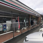 セブンイレブン - 外観写真: