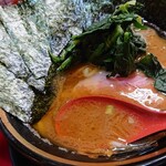 家系ラーメン とらきち家 - 