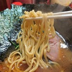 家系ラーメン とらきち家 - 