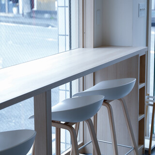 UNI COFFEE ROASTERY_1