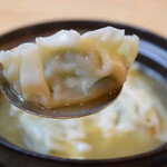 Gyoza / Dumpling cooked in chin soup stock