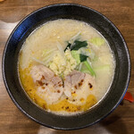 熟成麺屋 神来  - 鶏塩チャーシューメン 860円