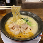 熟成麺屋 神来  - 鶏塩チャーシューメン 860円 (ﾘﾌﾄ)