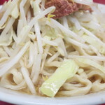 ラーメン二郎 - ヤサイ（そのまま）