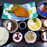 加里部亭 - 味噌カツ定食 1,600円 + ごはん大盛り 100円 ＝ 1,700円（税込）。　　　　　2020.04.19