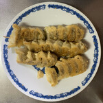 鉄なべ - お皿に乗せてレンチン。