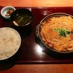 Wafuu sousaku ryouri sai - 豚カツ玉子とじ定食
