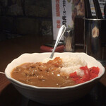 tobikiriyakinikuhanabusa - 黒毛和牛煮込みカレー