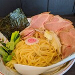 中華麺 きなり - チャーシューつけ麺