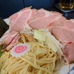 中華麺 きなり - チャーシューつけ麺
