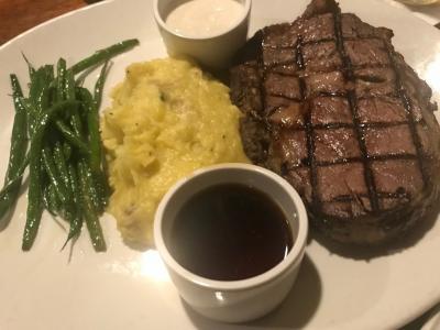 Duke S Waikiki デュークス ワイキキ ワイキキ ハワイ料理 食べログ