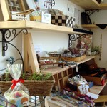 とんがり山のてっぺんDE! - 店内