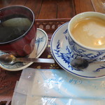 くのパン - 紅茶とカフェオレ