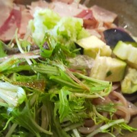 自家製粉石臼挽きうどん 青空blue 本店 - 