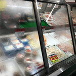 竹やぶ - 冷蔵ケース
      自分で取り出してレジへ