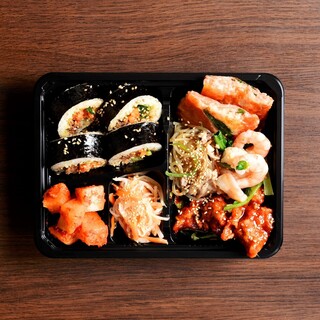 [takeaway] Lunch Bento (boxed lunch) & a la carte dish♪