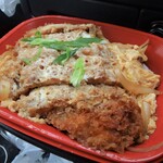 ほっかほっか亭 - 料理写真:ロースカツ丼　570円