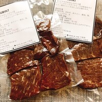 ル レストラン - パッケージには美味しいおすすめ食べ方や商品説明と賞味期限、InstagramとTwitter情報がありました。パッケージから…肉厚なのが伝わる‼️ ル レストラン - パッケージには美味しいおすすめ食べ方や商品説明と賞味期限、InstagramとTwitter情報がありました。パッケージから…肉厚なのが伝わる‼️