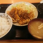 簸川 溜池山王店 - 揚鶏のネギ甘酢あんかけ定食 850円