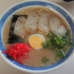 Okishokudou - ラーメン￥500（紅ショウガ入れた）