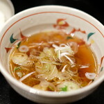 京都つゆしゃぶCHIRIRI - 食べ比べランチ 5000円 の五段仕込みのつけつゆ